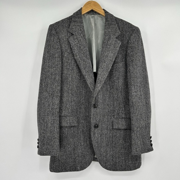 Jos. A. Bank Other - Jos. A. Bank Gray Herringbone Sport Coat